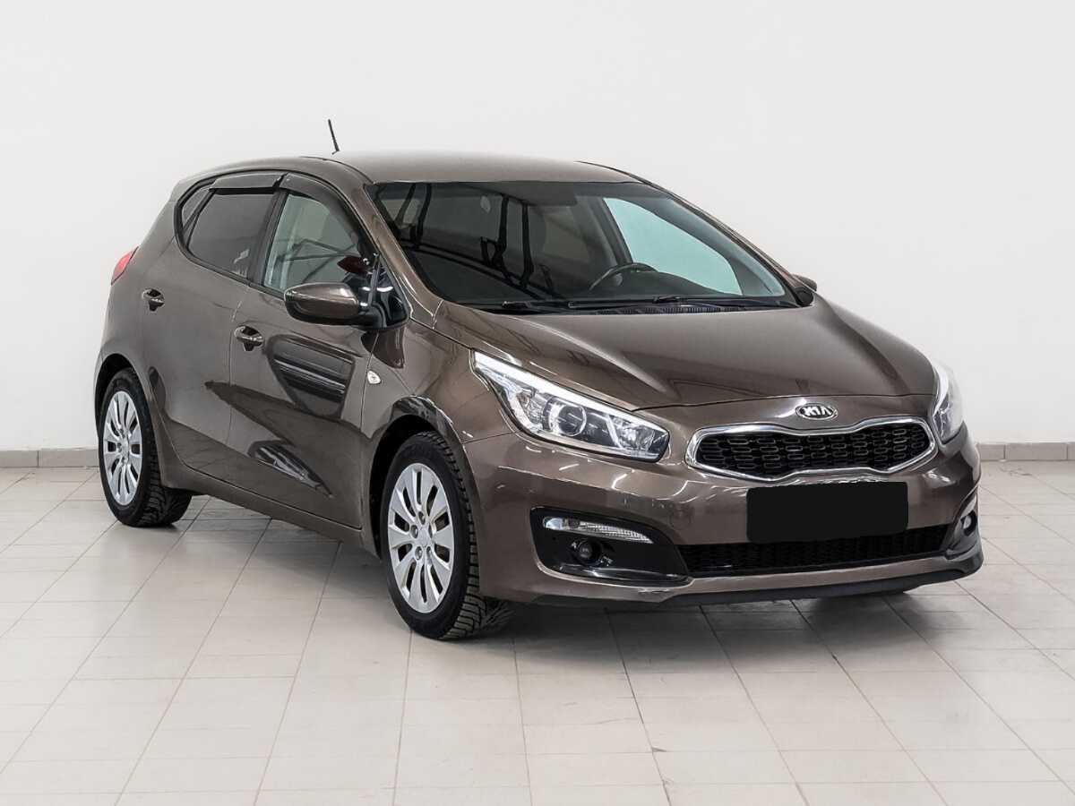 Kia Ceed б/у, 2016, Автоматическая. Фото: #2