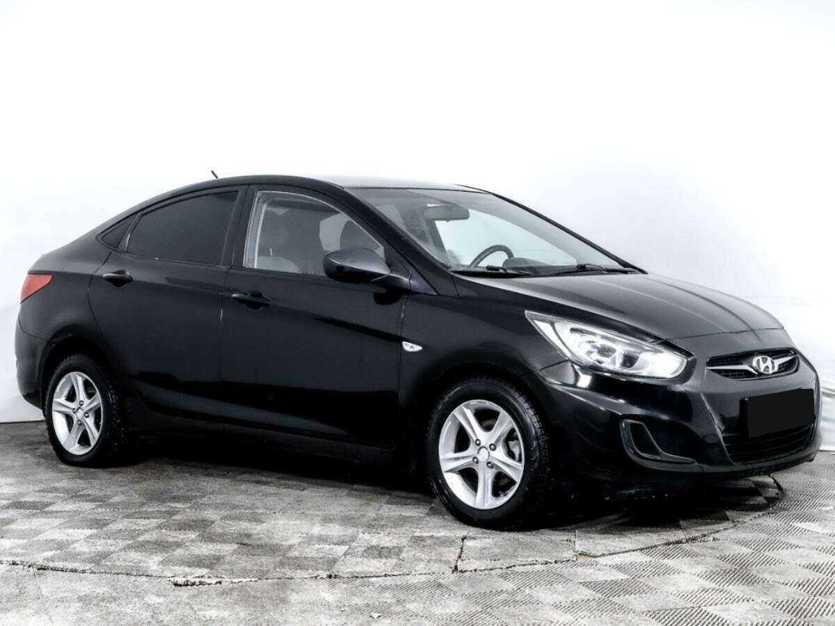 Hyundai Solaris б/у, 2012, Автоматическая. Фото: #2