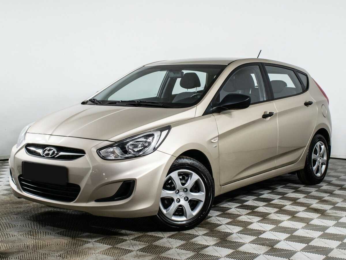 Hyundai Solaris б/у, 2013, Механическая. Фото: #0