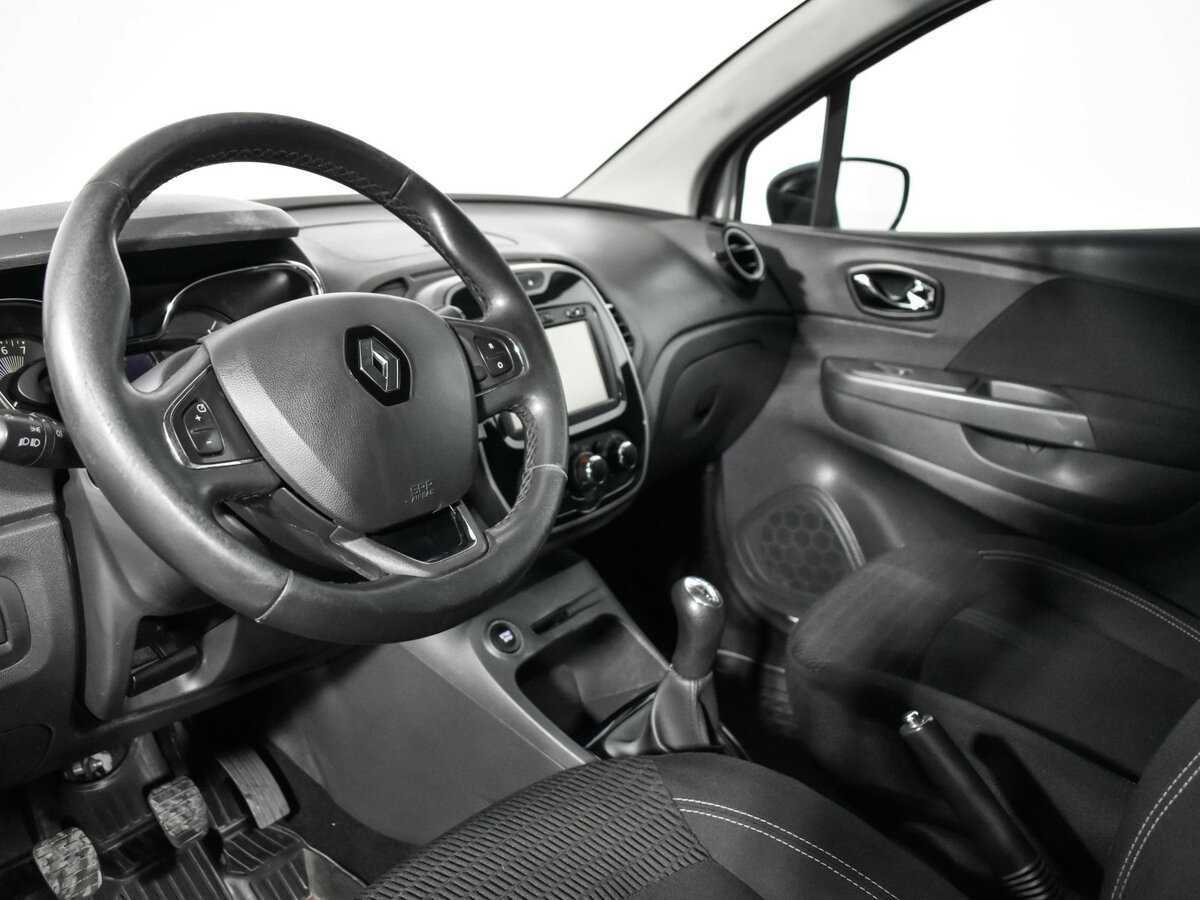 Renault Kaptur б/у, 2016, Механическая. Фото: #12