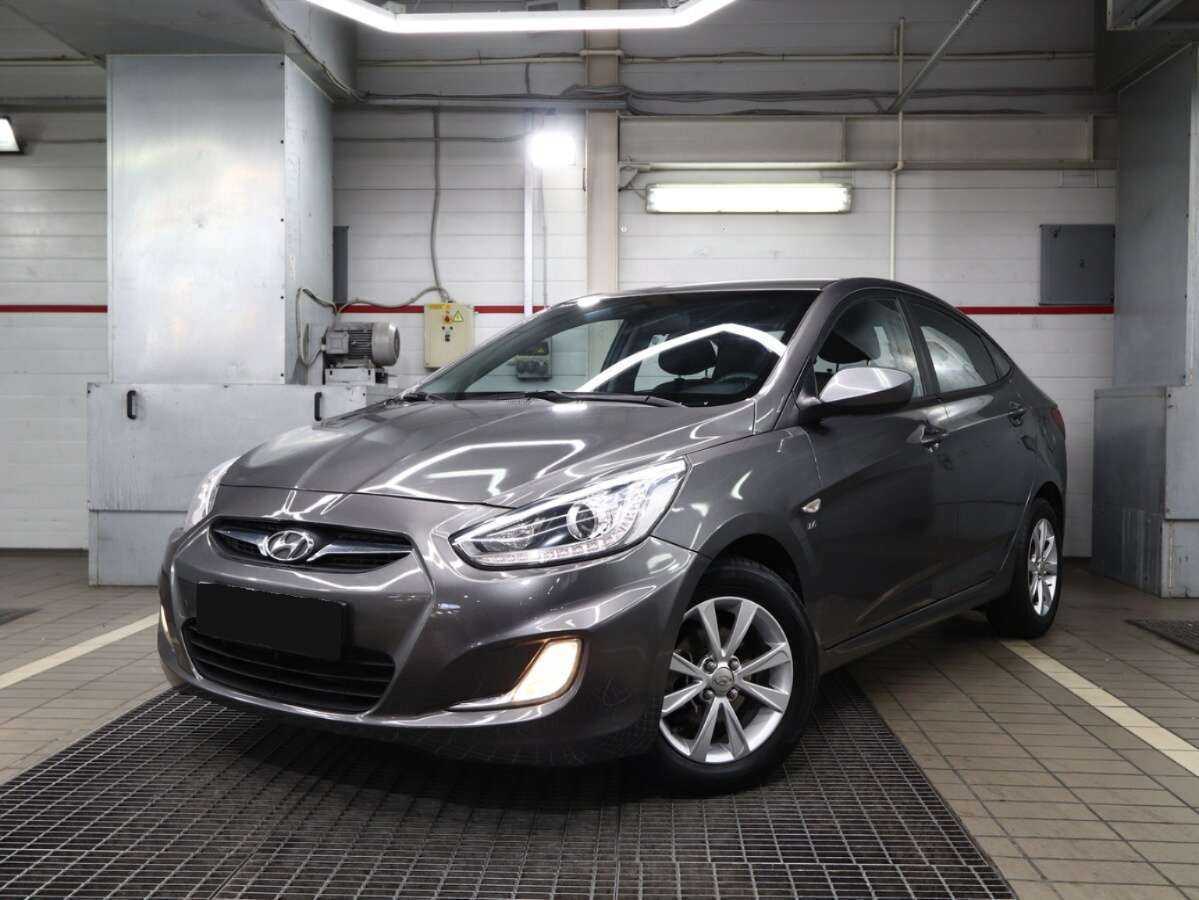 Hyundai Solaris б/у, 2014, Автоматическая. Фото: #0