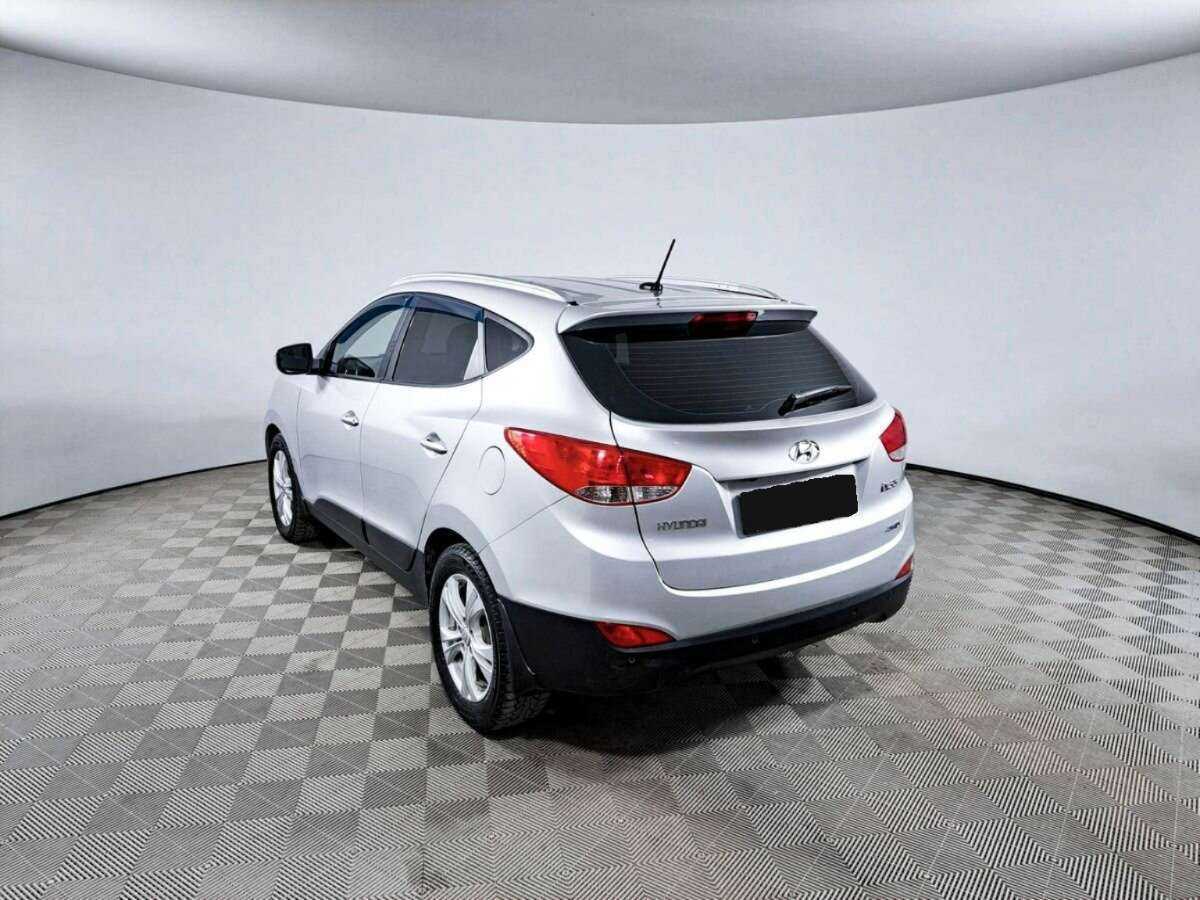 Hyundai ix35 б/у, 2012, Автоматическая. Фото: #6