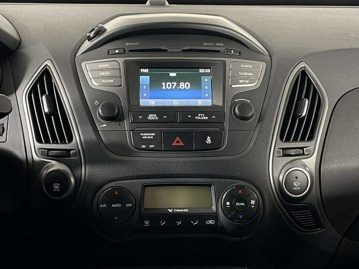 Hyundai ix35 б/у, 2015, Механическая. Фото: #11
