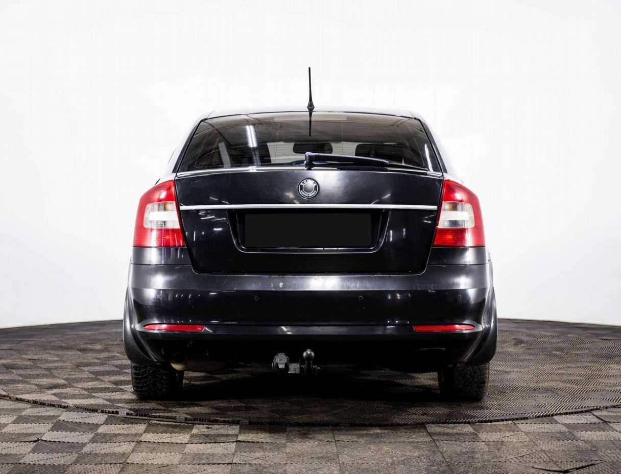 Skoda Octavia б/у, 2012, Механическая. Фото: #2