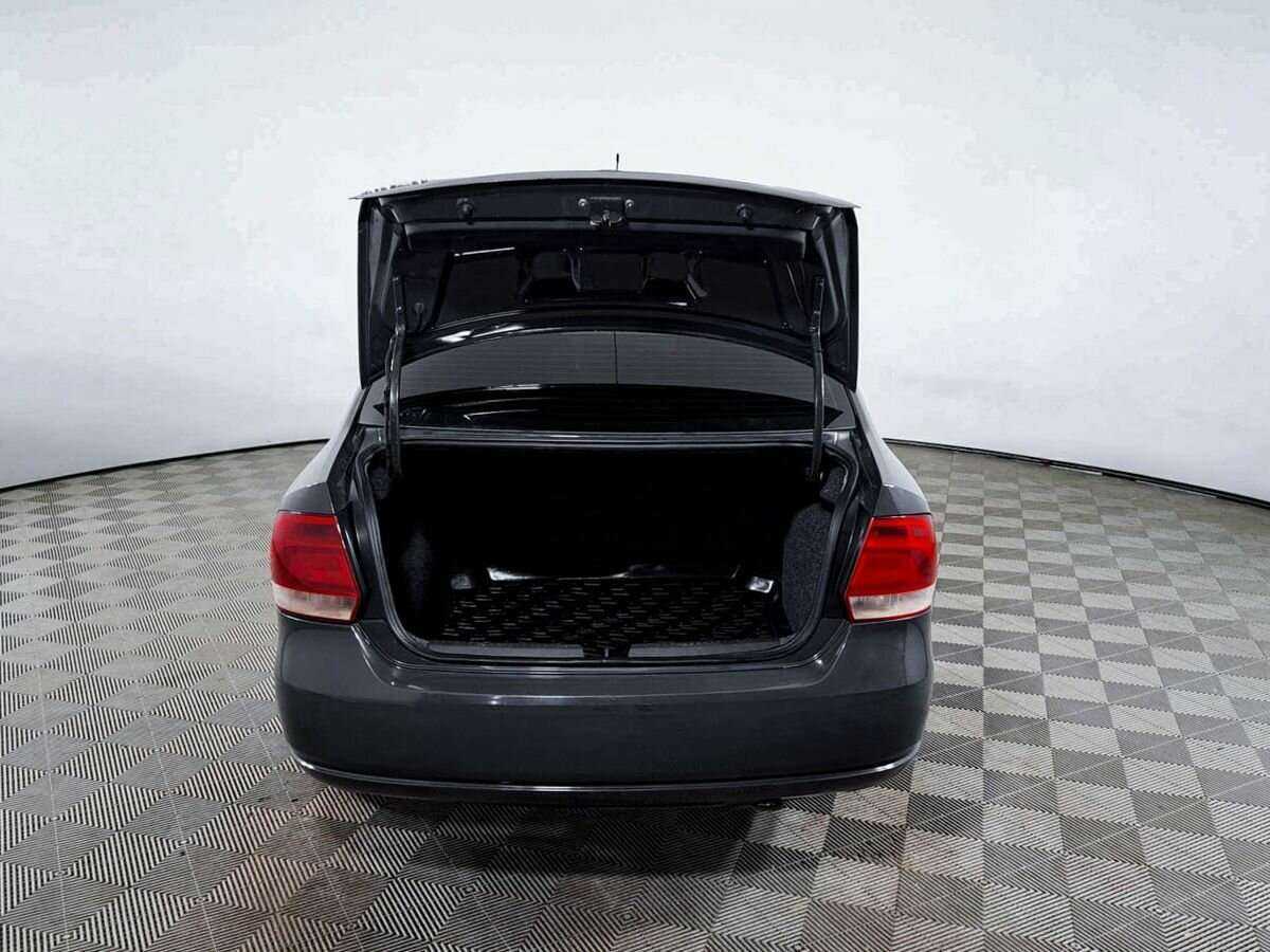 Volkswagen Polo б/у, 2012, Механическая. Фото: #9