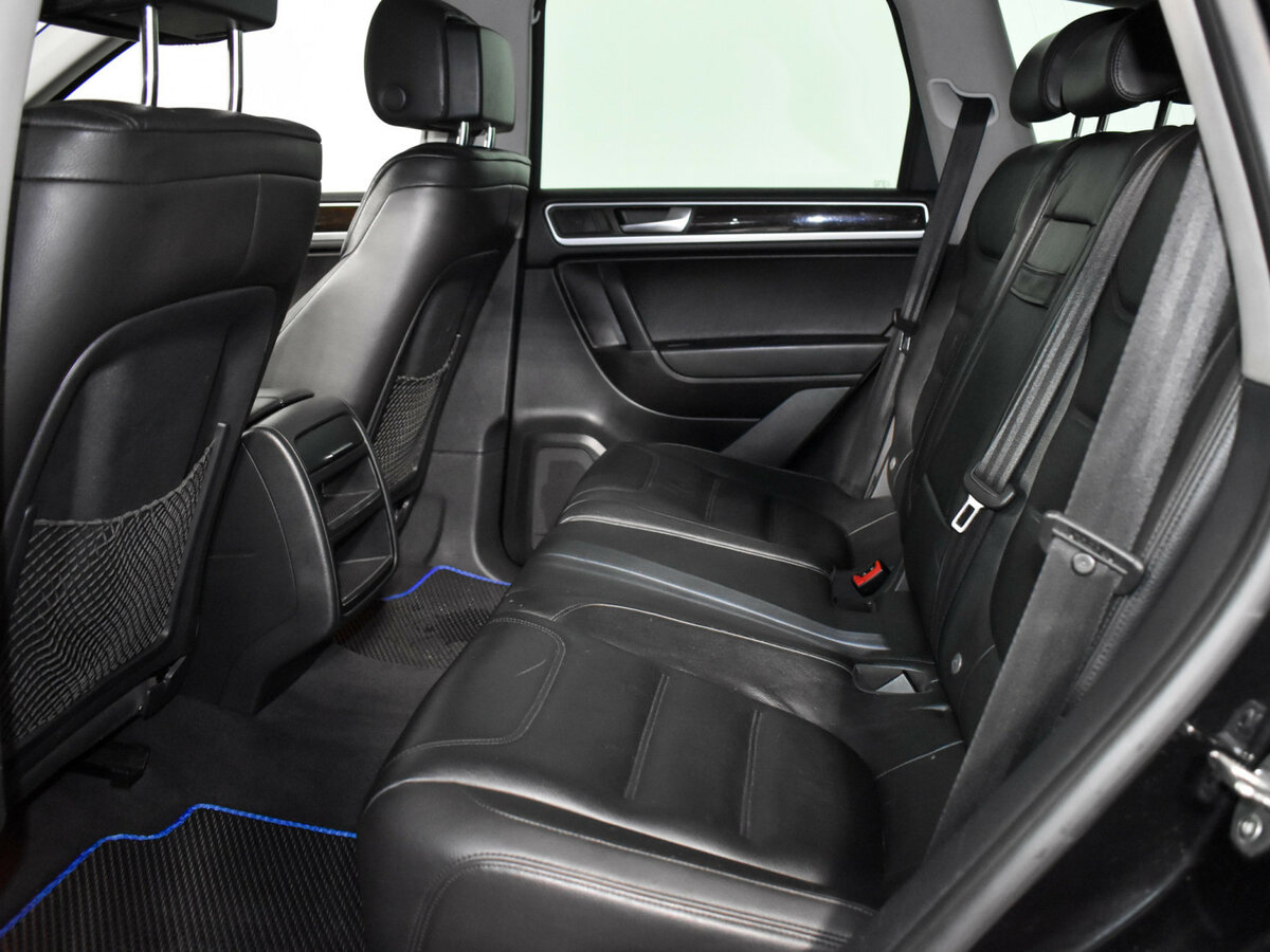 Volkswagen Touareg б/у, 2014, Автоматическая. Фото: #9