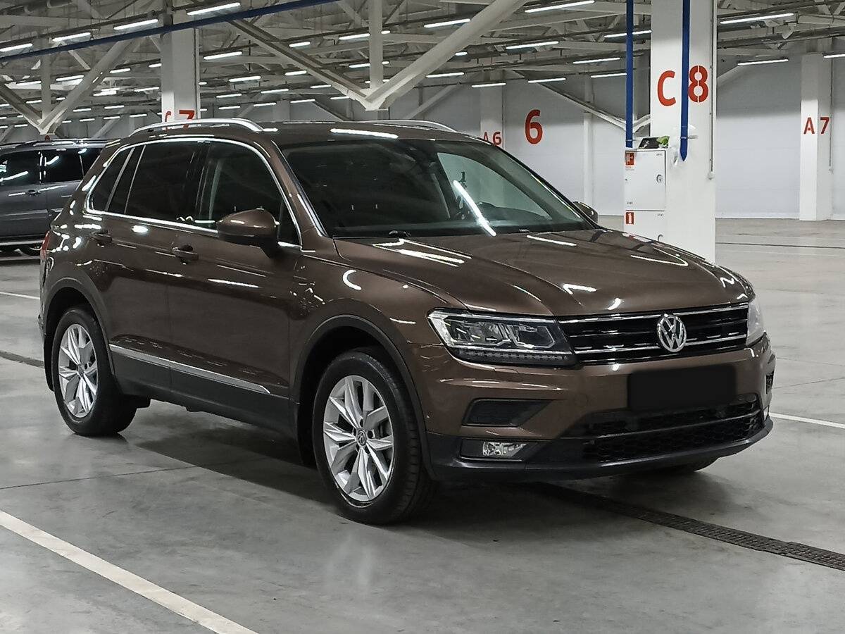 Volkswagen Tiguan б/у, 2020, Роботизированная. Фото: #2