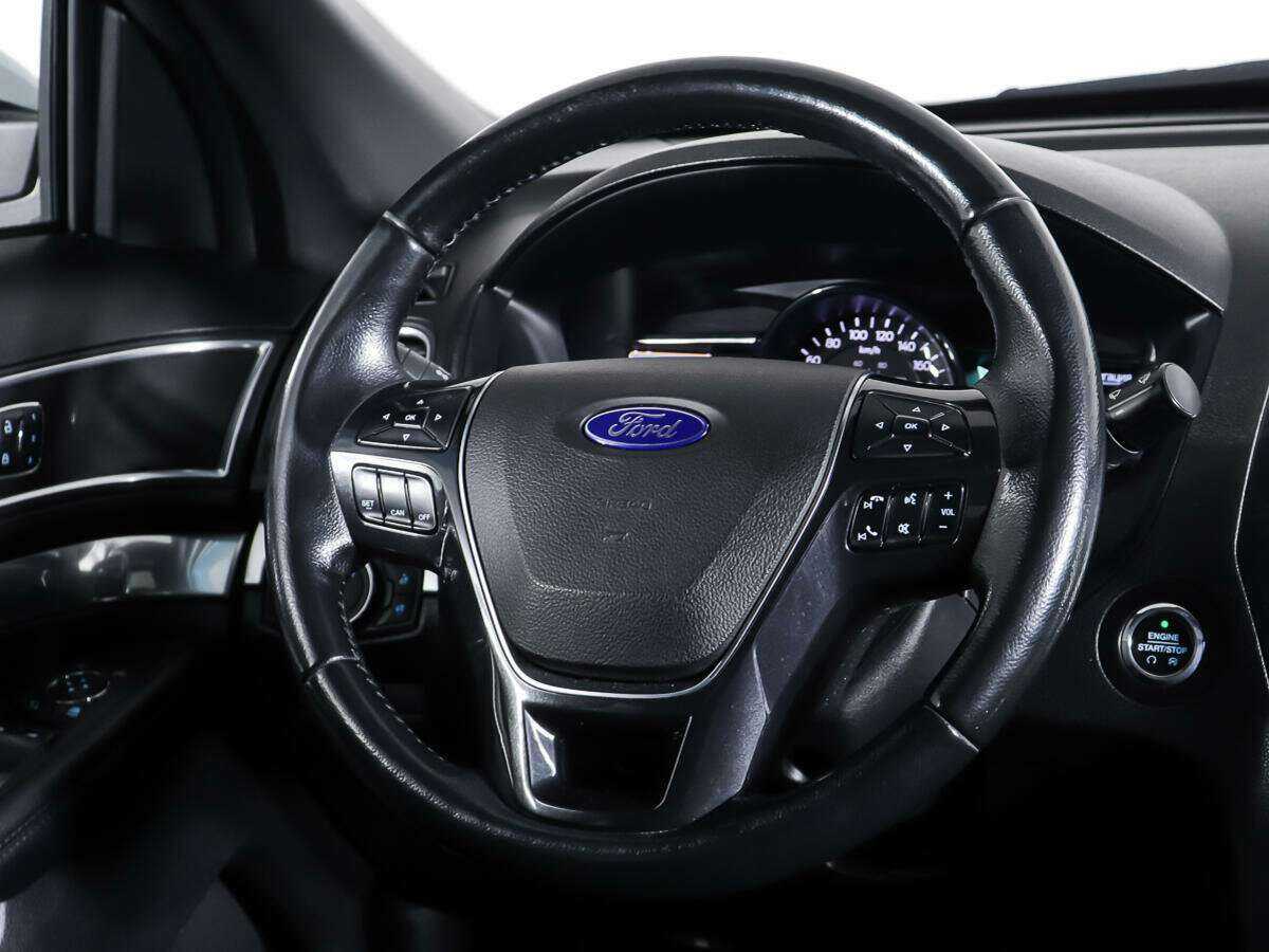 Ford Explorer б/у, 2017, Автоматическая. Фото: #12