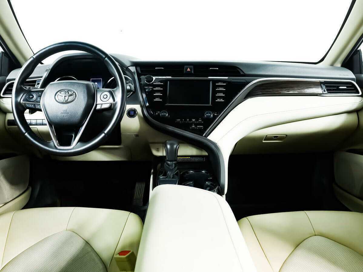 Toyota Camry б/у, 2019, Автоматическая. Фото: #10