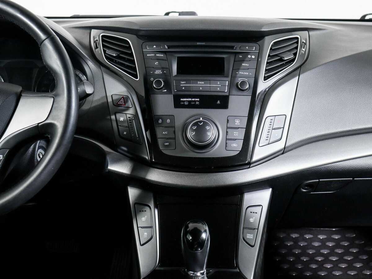 Hyundai i40 б/у, 2016, Автоматическая. Фото: #9