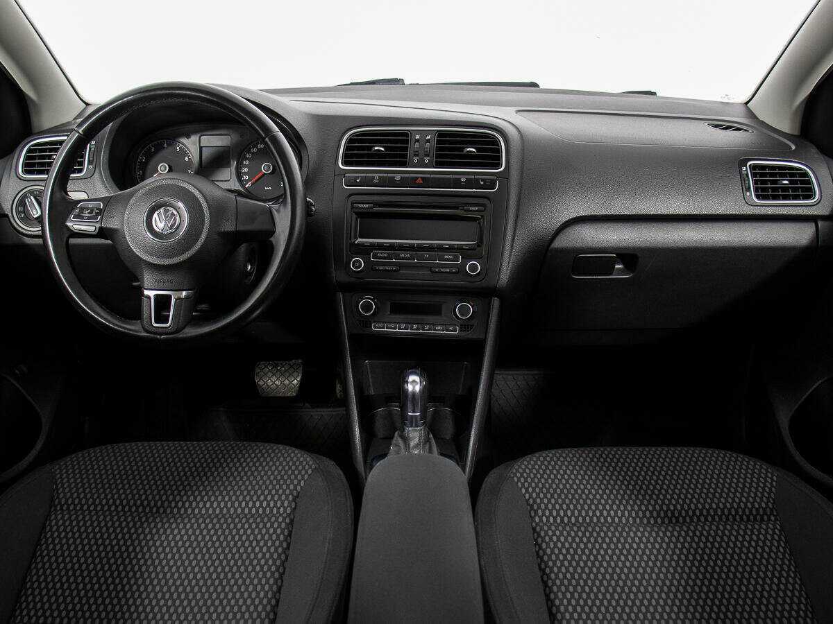 Volkswagen Polo б/у, 2012, Автоматическая. Фото: #12