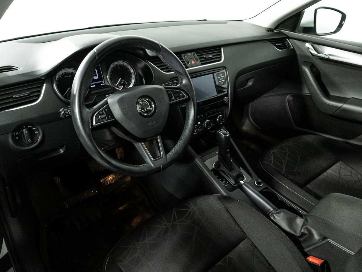 Skoda Octavia б/у, 2019, Автоматическая. Фото: #10