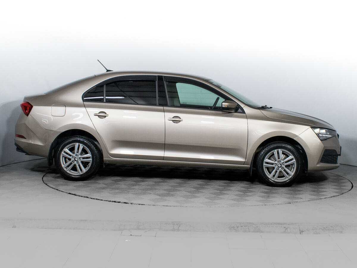 Skoda Rapid б/у, 2021, Автоматическая. Фото: #3
