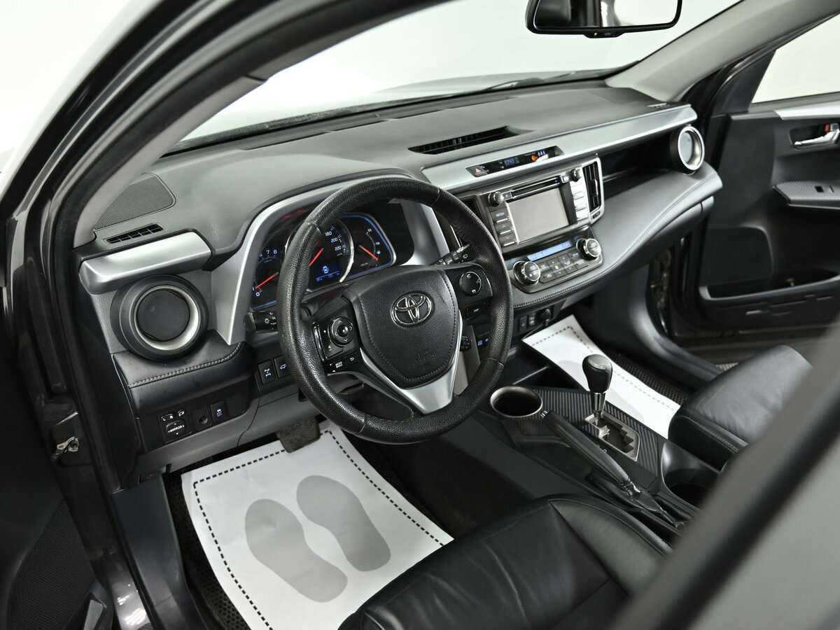 Toyota RAV4 б/у, 2013, Автоматическая. Фото: #8