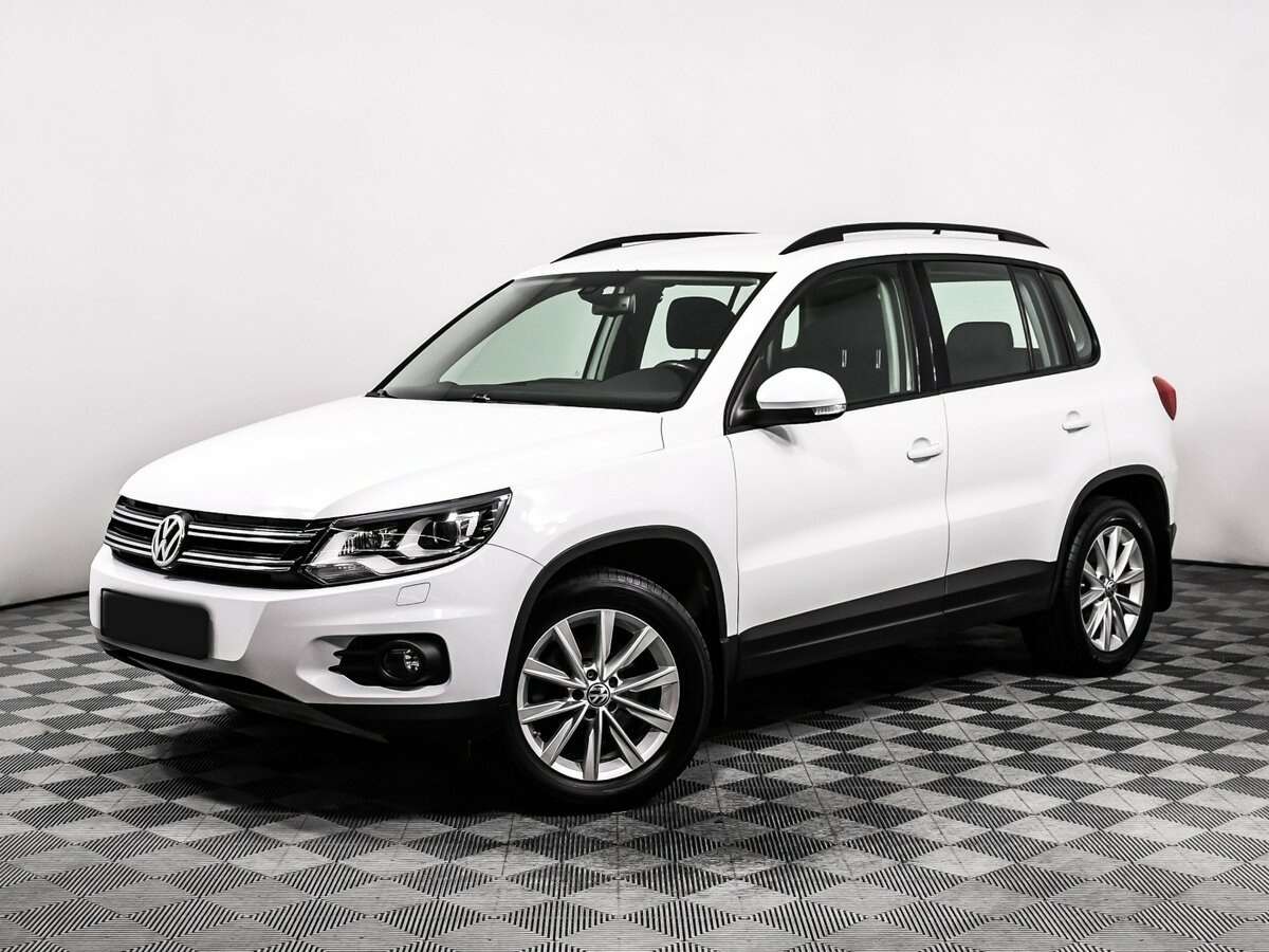 Volkswagen Tiguan б/у, 2015, Автоматическая. Фото: #0