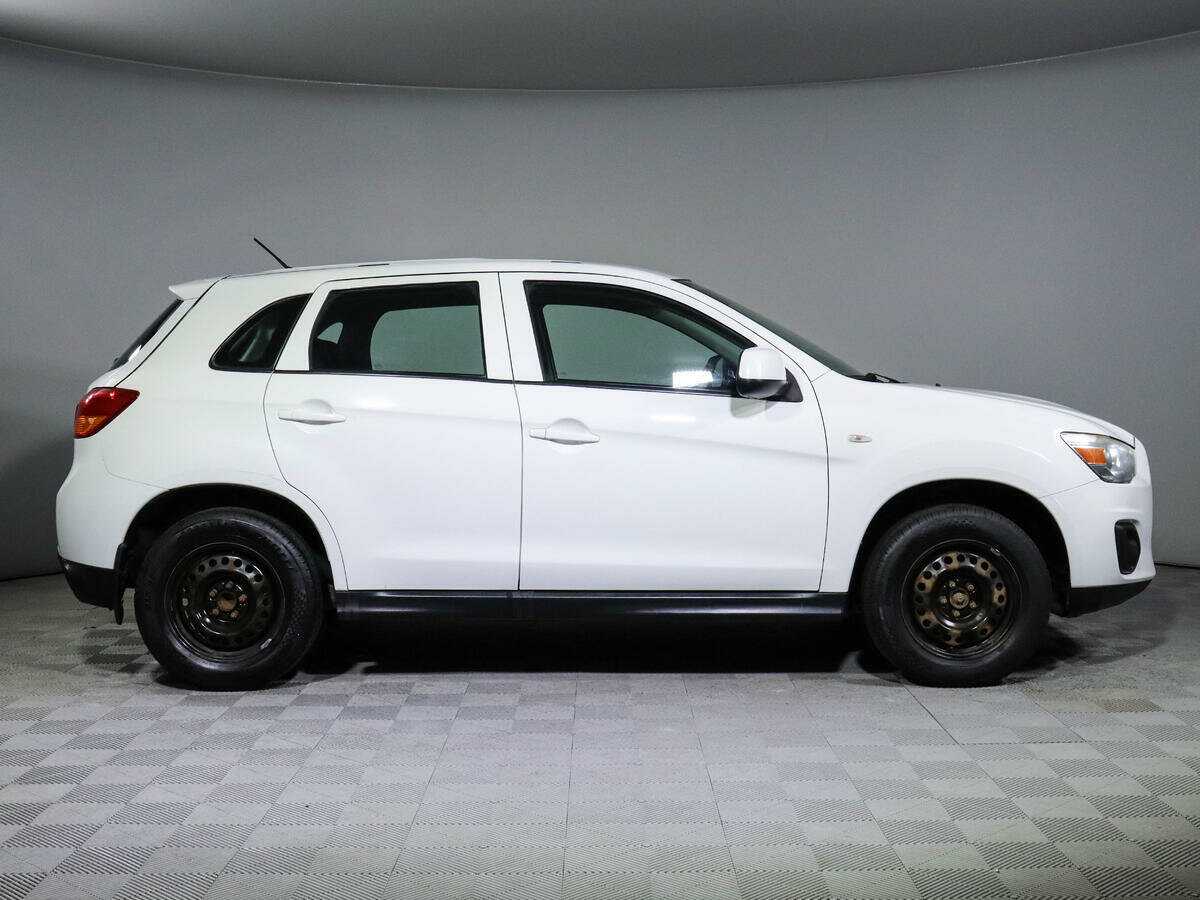 Mitsubishi ASX б/у, 2014, Механическая. Фото: #3