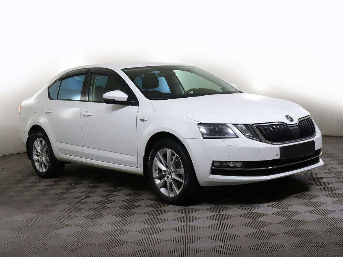 Skoda Octavia б/у, 2019, Роботизированная. Фото: #1