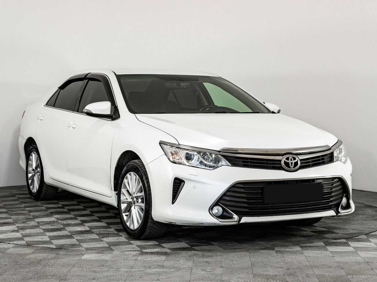 Toyota Camry б/у, 2015, Автоматическая. Фото: #2