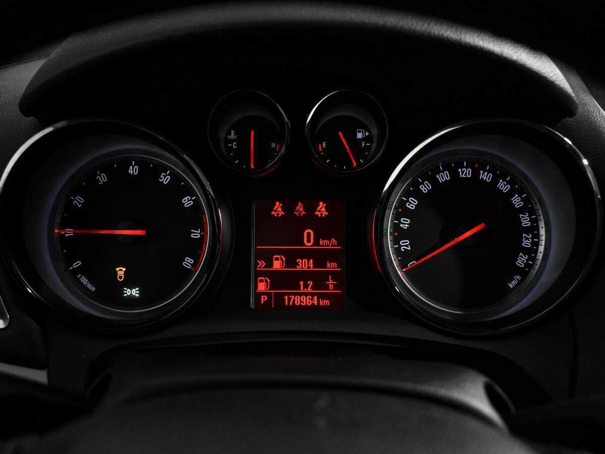 Opel Mokka б/у, 2013, Автоматическая. Фото: #17
