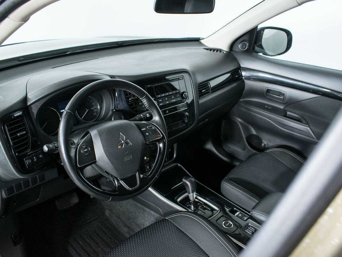 Mitsubishi Outlander б/у, 2019, Вариатор. Фото: #12
