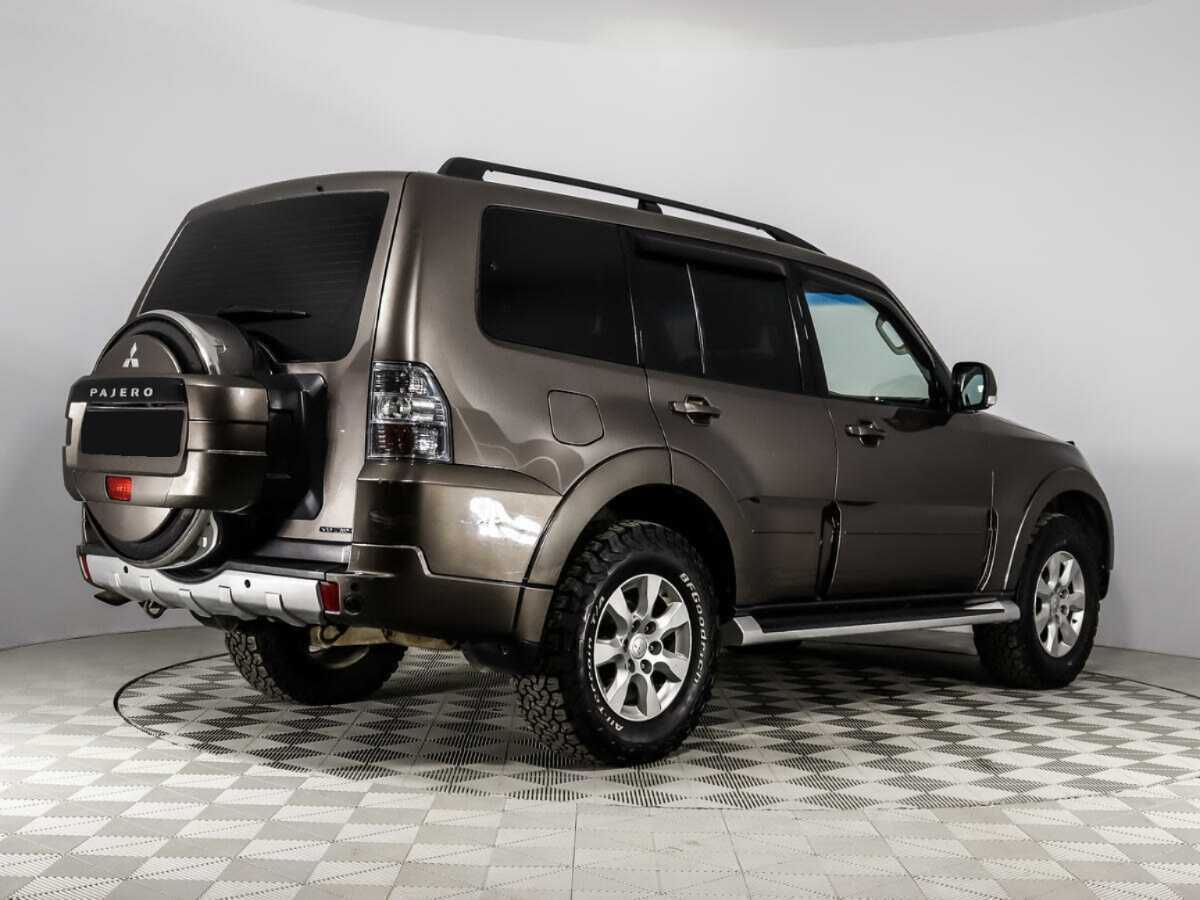 Mitsubishi Pajero б/у, 2013, Автоматическая. Фото: #4