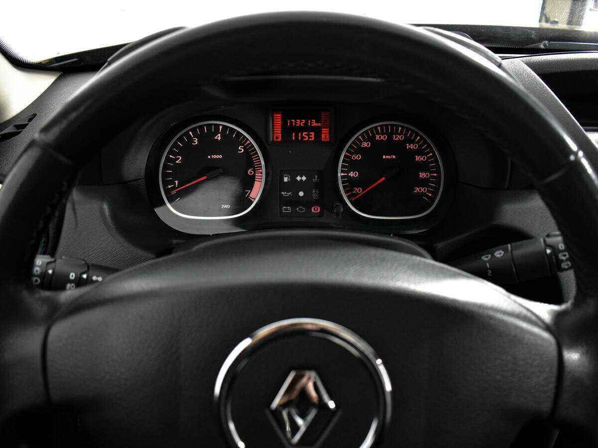 Renault Duster б/у, 2014, Механическая. Фото: #12