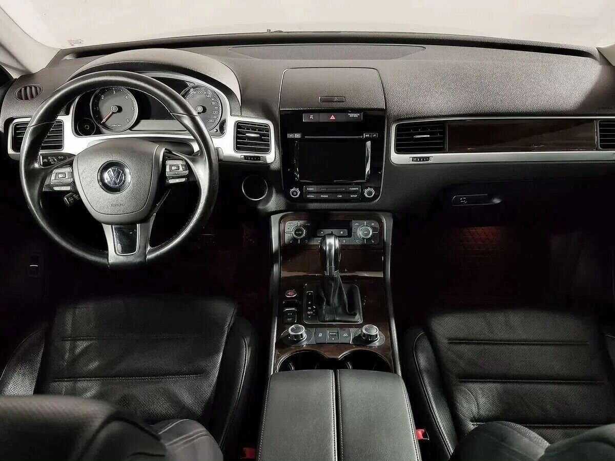 Volkswagen Touareg б/у, 2014, Автоматическая. Фото: #7