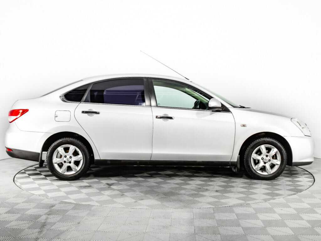 Nissan Almera б/у, 2013, Механическая. Фото: #3