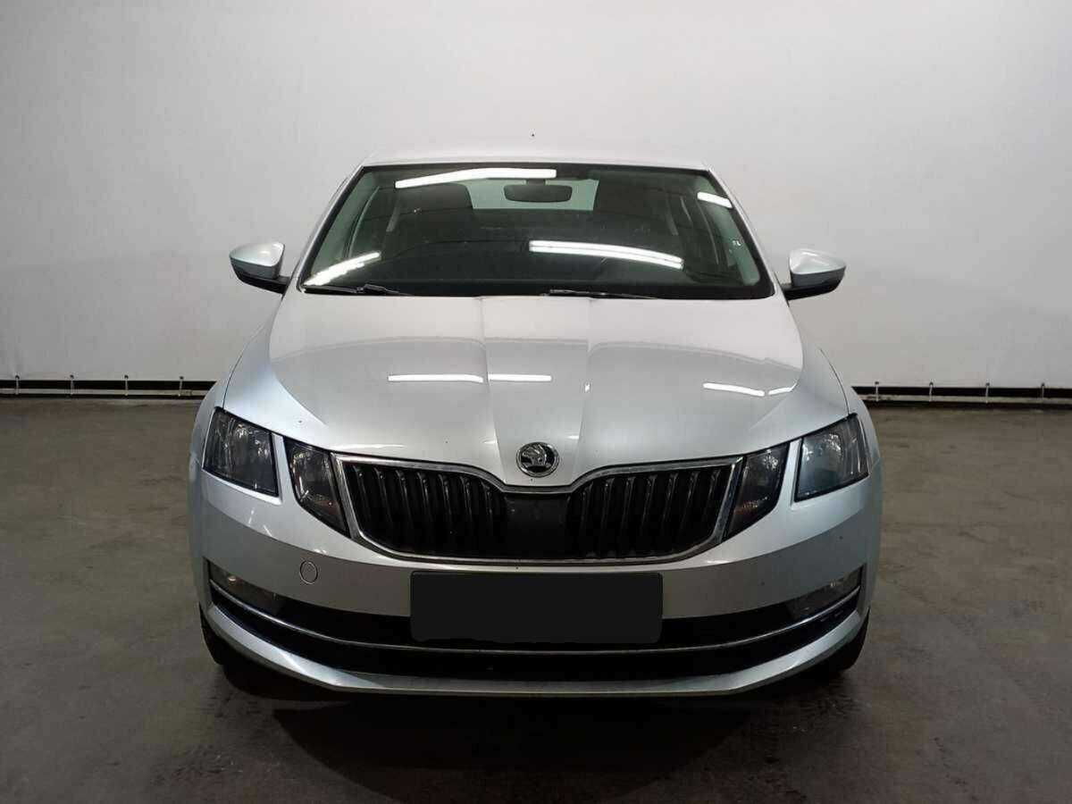 Skoda Octavia б/у, 2018, Автоматическая. Фото: #1