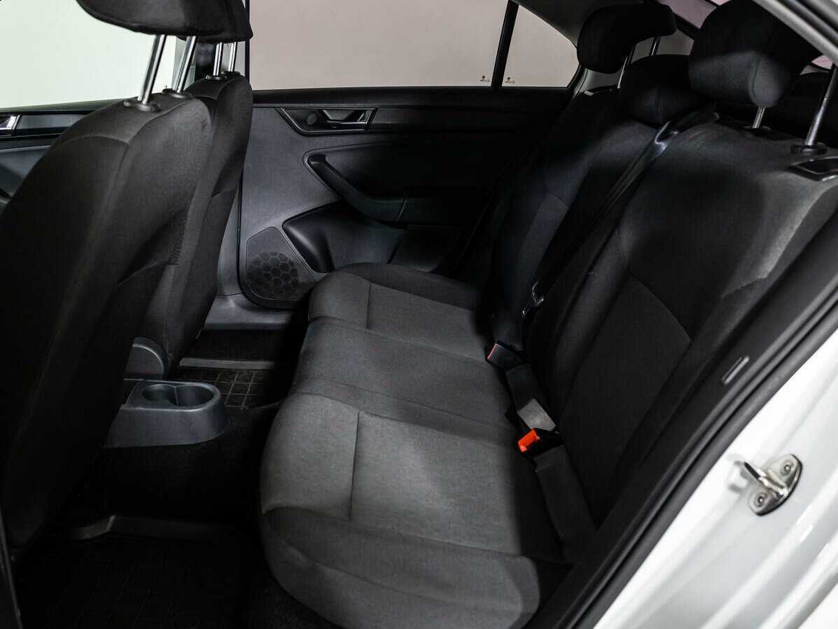 Skoda Rapid б/у, 2018, Автоматическая. Фото: #9