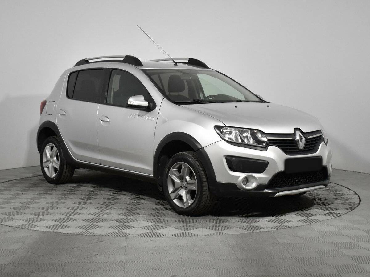 Renault Sandero б/у, 2017, Автоматическая. Посмотреть фото