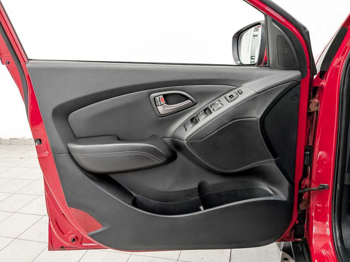 Hyundai ix35 б/у, 2013, Автоматическая. Фото: #15