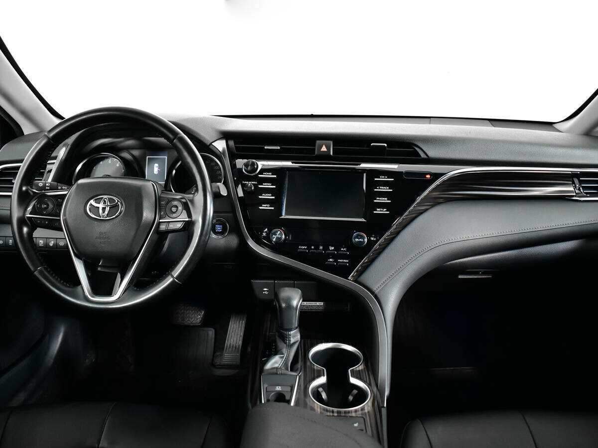 Toyota Camry б/у, 2020, Автоматическая. Фото: #11