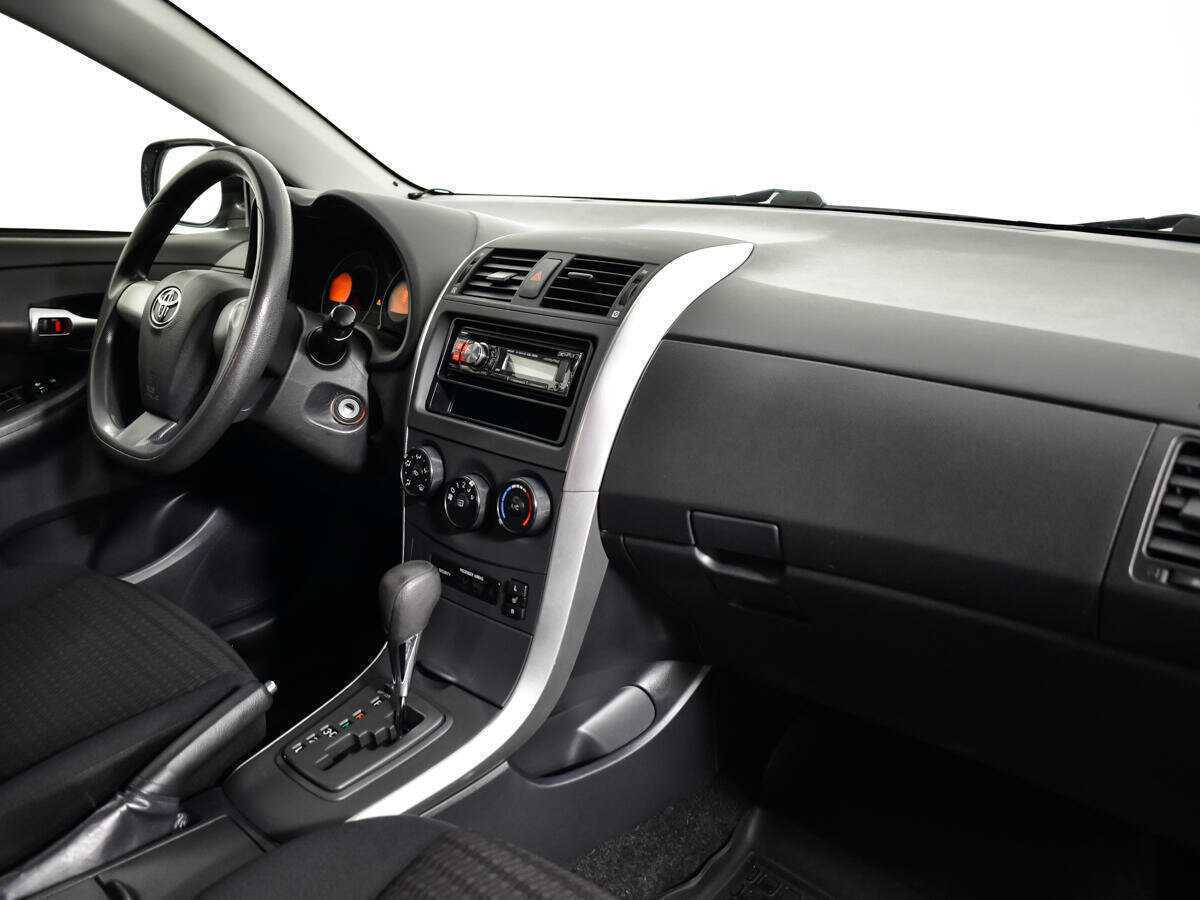 Toyota Corolla б/у, 2012, Автоматическая. Фото: #8