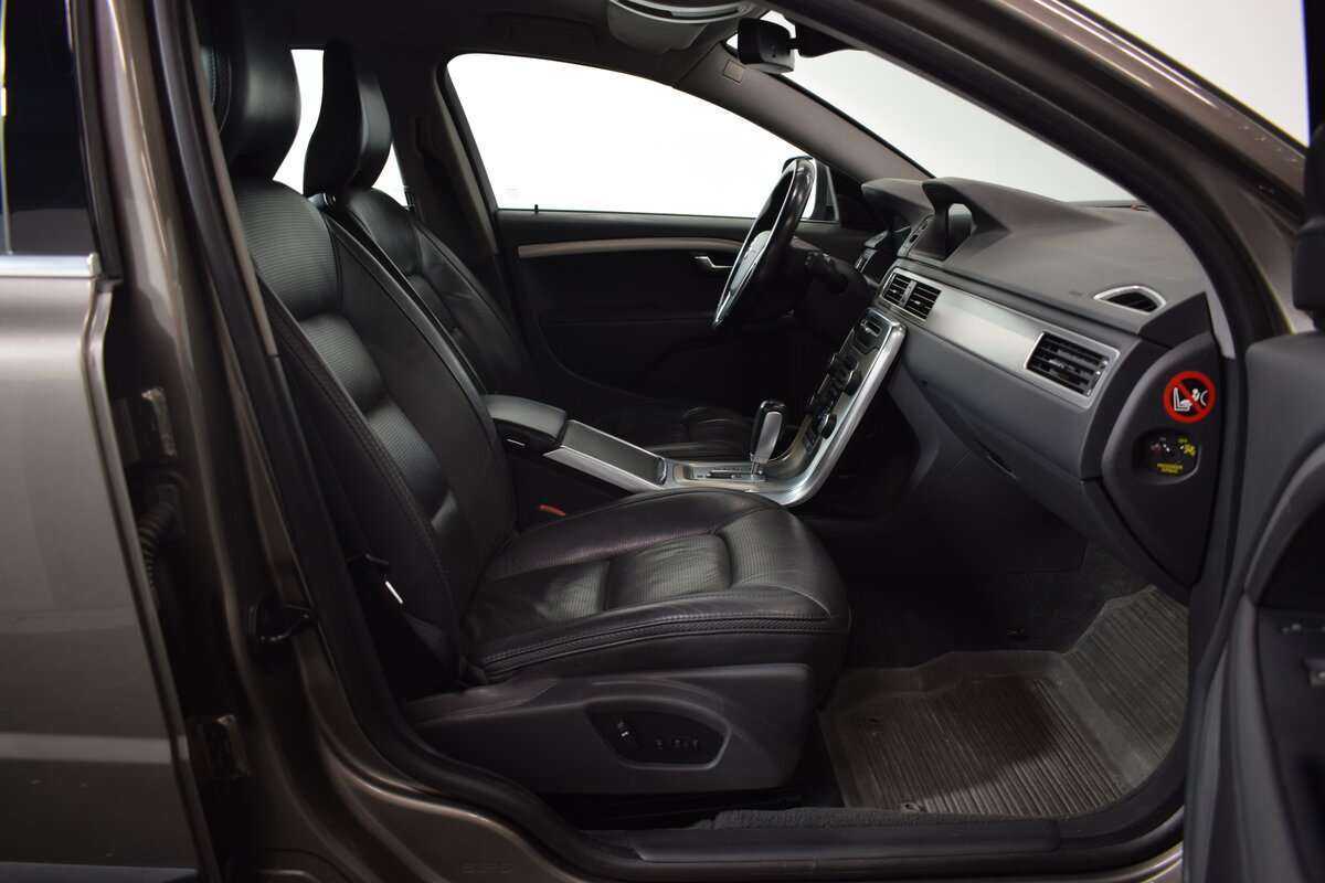 Volvo XC70 б/у, 2012, Автоматическая. Фото: #19