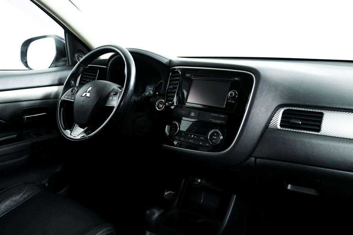 Mitsubishi Outlander б/у, 2015, Вариатор. Фото: #8