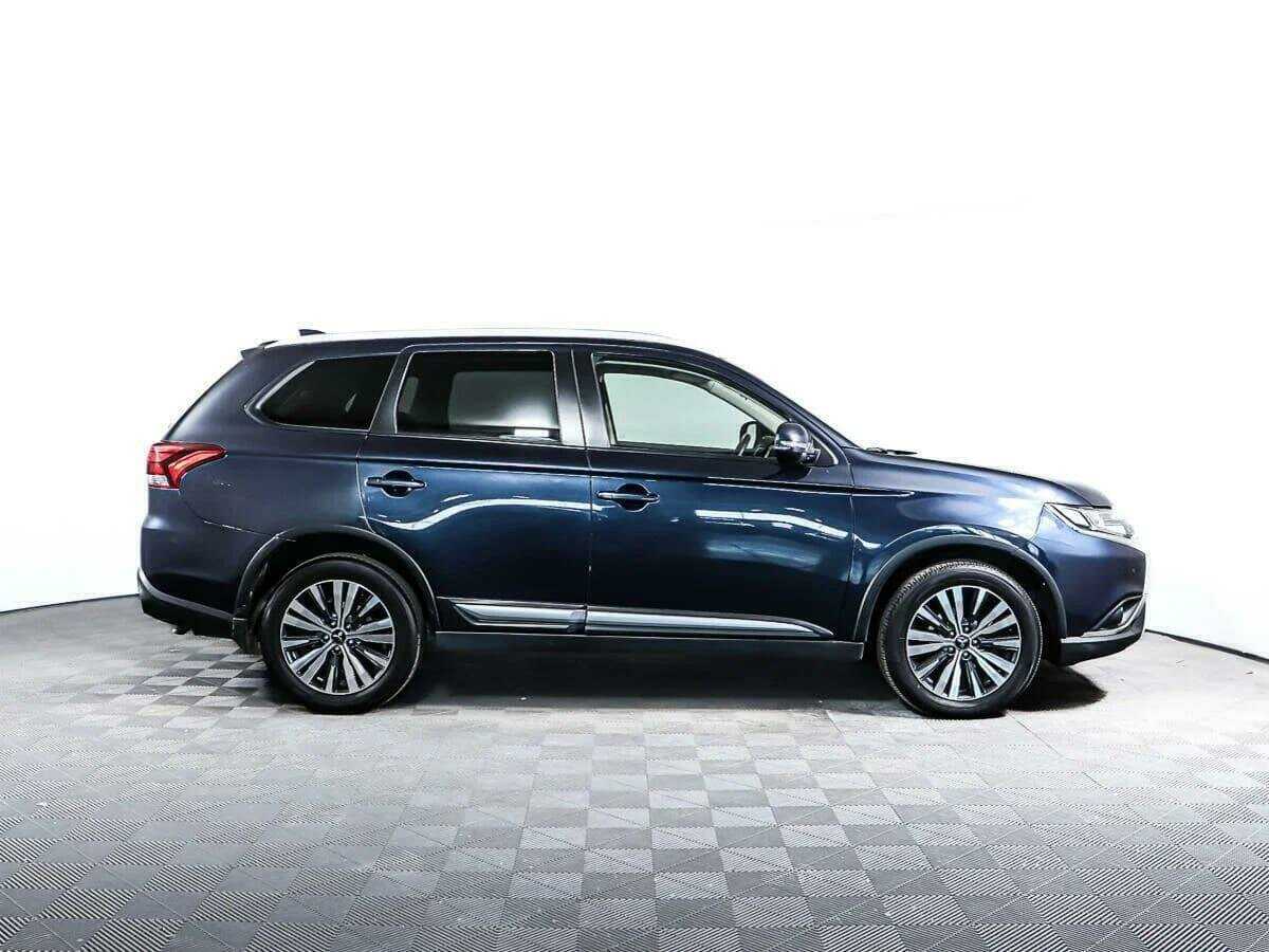 Mitsubishi Outlander б/у, 2019, Вариатор. Фото: #3