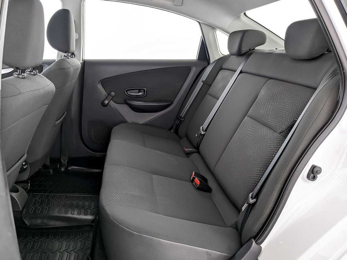 Nissan Almera б/у, 2015, Автоматическая. Фото: #9