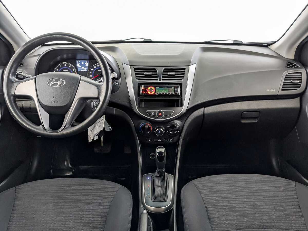 Hyundai Solaris б/у, 2016, Автоматическая. Фото: #13