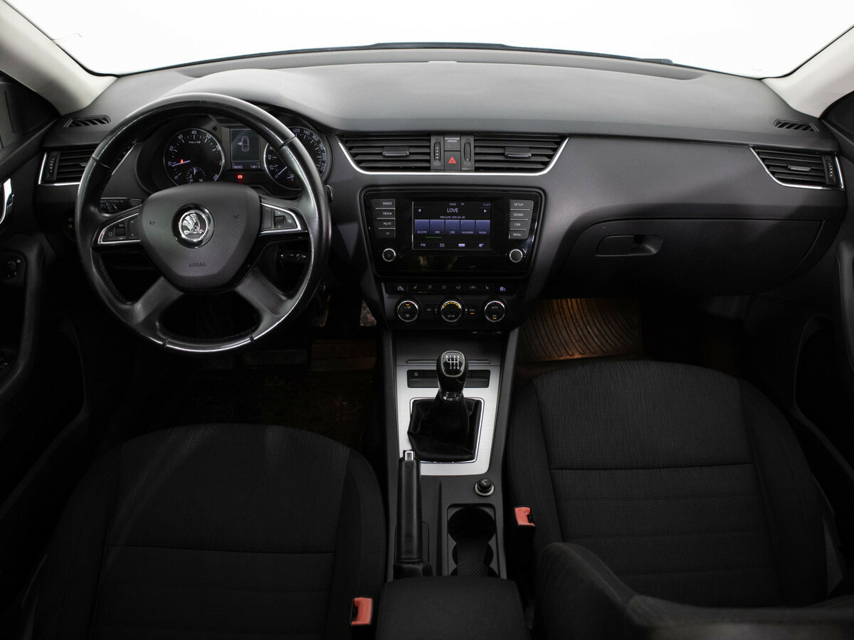 Skoda Octavia б/у, 2013, Механическая. Фото: #6