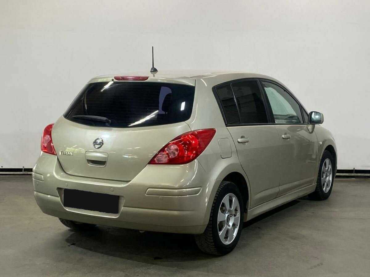 Nissan Tiida б/у, 2013, Механическая. Фото: #4