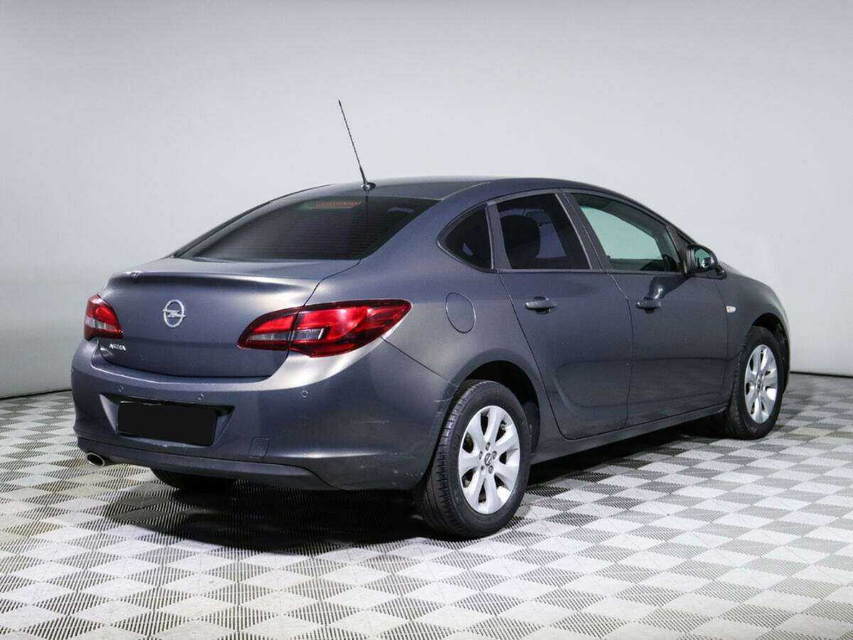 Opel Astra б/у, 2014, Автоматическая. Фото: #3