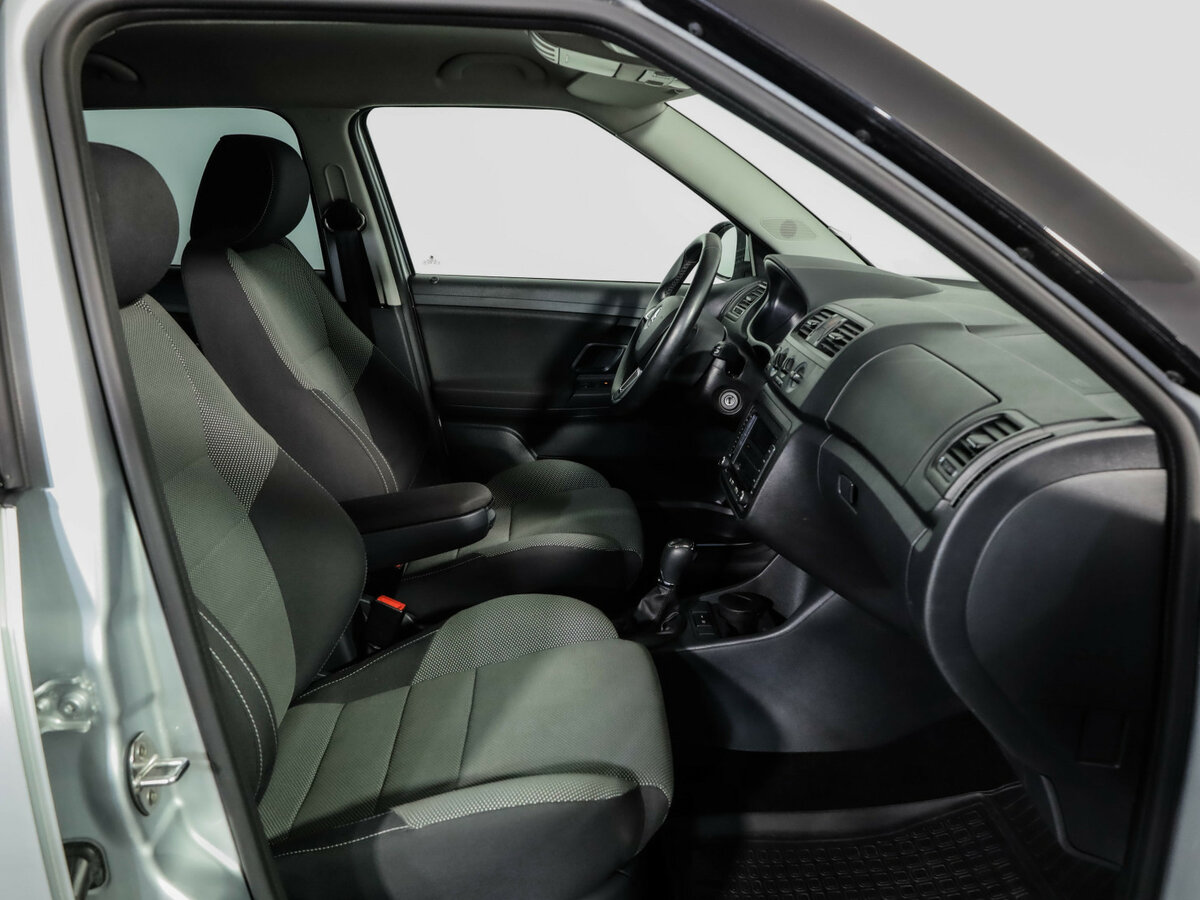Skoda Fabia б/у, 2014, Автоматическая. Фото: #19