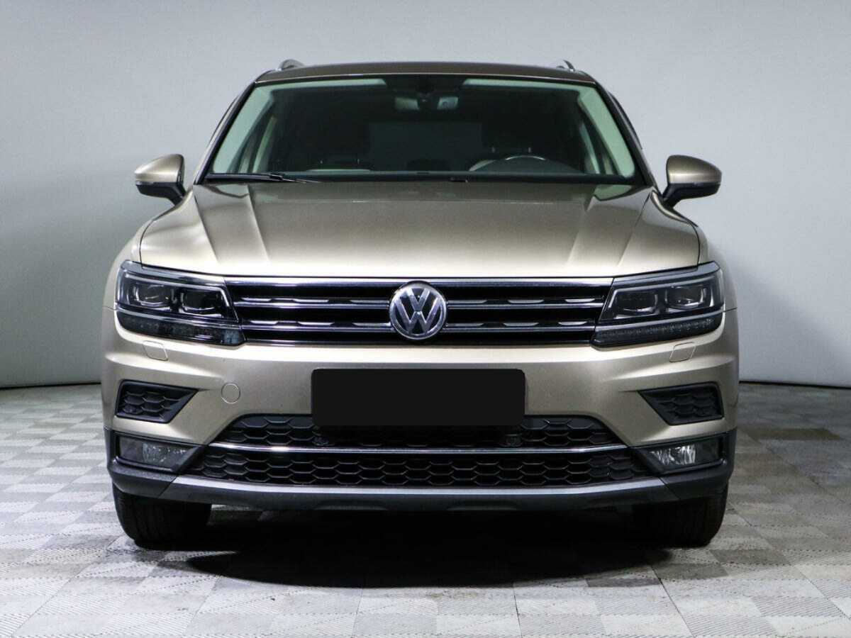 Volkswagen Tiguan б/у, 2018, Роботизированная. Фото: #1