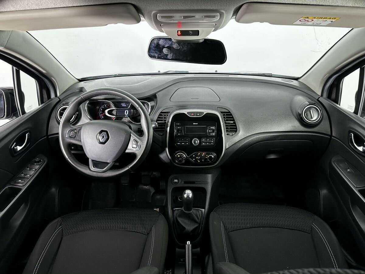 Renault Kaptur б/у, 2017, Механическая. Фото: #8