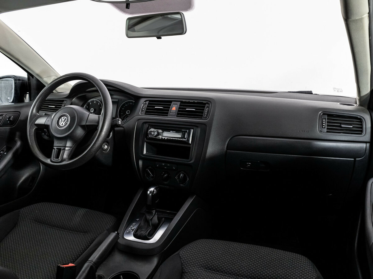 Volkswagen Jetta б/у, 2013, Автоматическая. Фото: #6