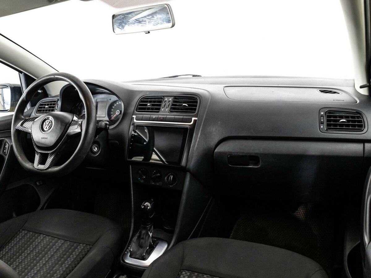 Volkswagen Polo б/у, 2018, Автоматическая. Фото: #6