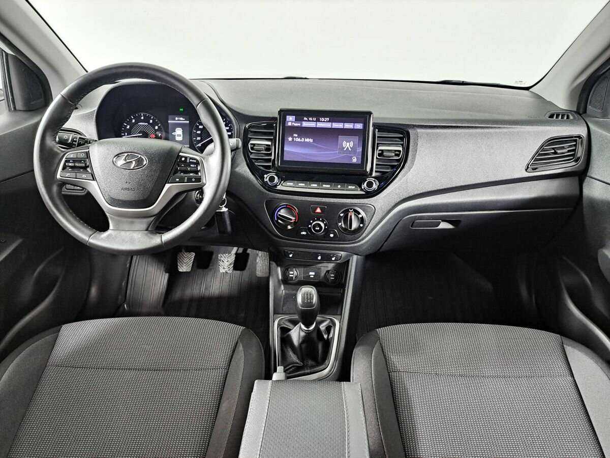Hyundai Solaris б/у, 2021, Механическая. Фото: #12