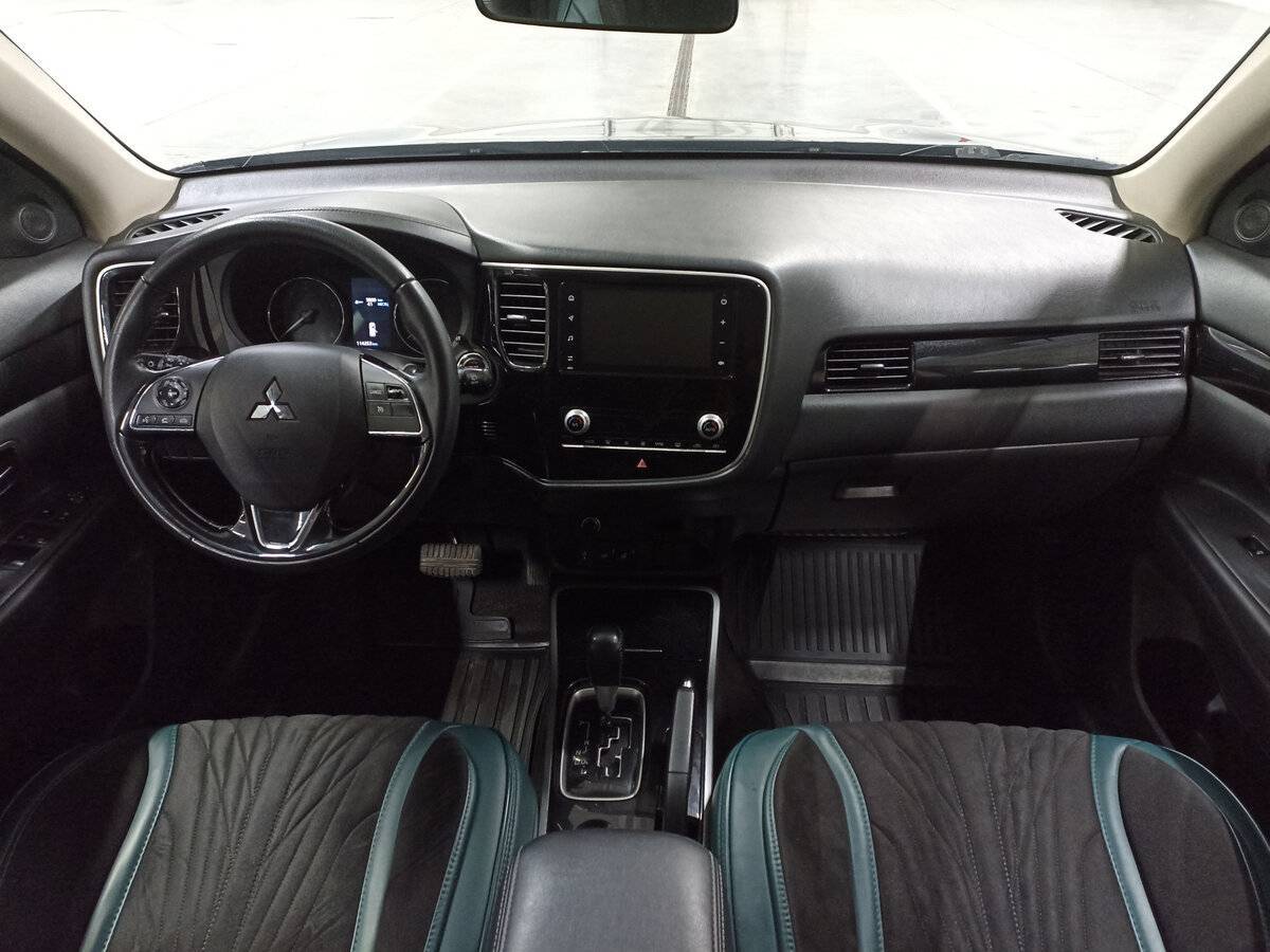 Mitsubishi Outlander б/у, 2020, Вариатор. Фото: #13