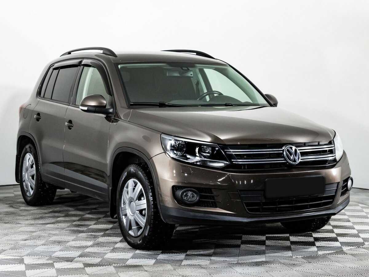 Volkswagen Tiguan б/у, 2015, Роботизированная. Фото: #2